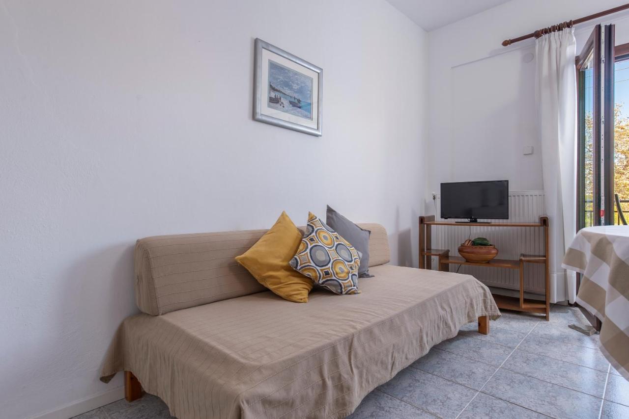 Blooming Memories Apartment Vourvourou Exterior photo
